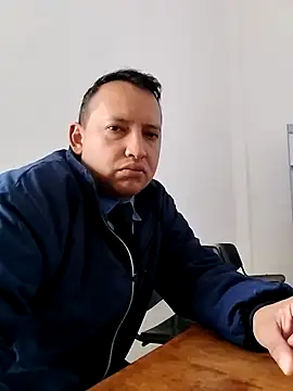 Hachi28 online show from April 5, 2026, 11:51 am