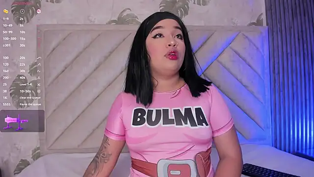 Snapshot of SarahRizof chatting on March 5, 2026, 5:03 am SarahRizof online show from March 5, 2026, 5:03 am