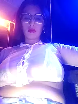 Esperanza  hot online show from April 14, 2026, 5:46 am