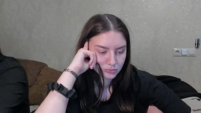 Snapshot of love_lina_muuur chatting on February 27, 2026, 5:13 pm love lina muuur online show from February 27, 2026, 5:13 pm