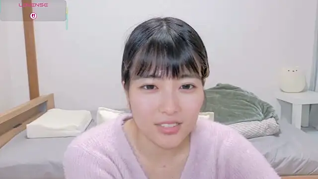 Somi-chan online show from March 9, 2026, 10:41 am