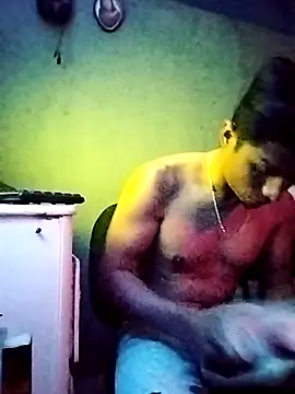 Snapshot of URALZERO420CLOUDS chatting on February 19, 2026, 3:02 am URALZERO420CLOUDS online show from February 19, 2026, 3:02 am