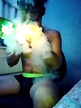 Snapshot of URALZERO420CLOUDS chatting on March 17, 2026, 4:06 am URALZERO420CLOUDS online show from March 17, 2026, 4:06 am