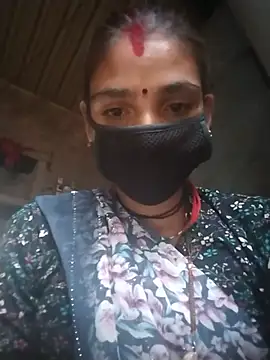 Snapshot of Seenu---Thakur chatting on June 30, 2026, 4:24 am Seenu---Thakur online show from June 30, 2026, 4:24 am