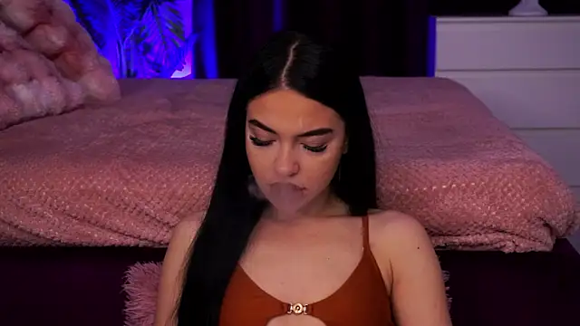 SashaLorrenz online show from April 11, 2026, 4:39 am