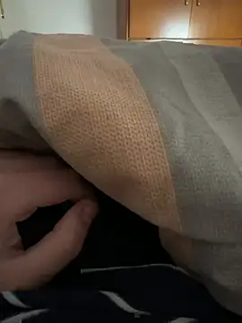 Snapshot of jacobbb5 chatting on February 22, 2026, 12:26 pm jacobbb5 online show from February 22, 2026, 12:26 pm