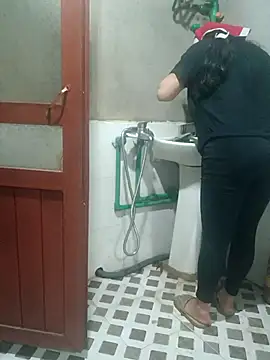 nelina 12345 online show from April 17, 2026, 3:37 pm