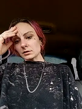 issyamazin online show from March 27, 2026, 7:35 pm