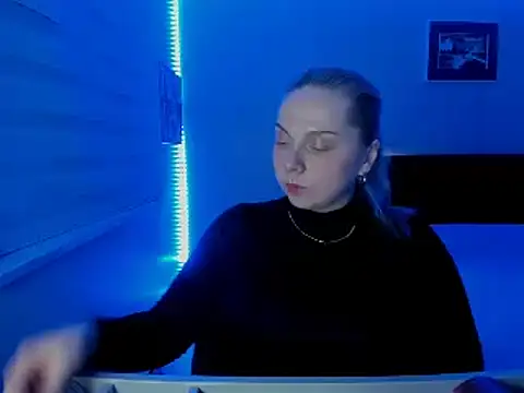 Snapshot of i_love_iva chatting on February 20, 2026, 9:54 am i love iva online show from February 20, 2026, 9:54 am