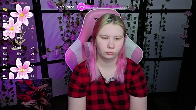 kitsune little online show from April 16, 2026, 8:31 pm