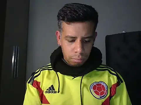 WILD BIGCOCK35 online show from February 19, 2026, 11:23 pm