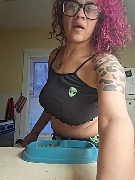 VelvetVixen 735 online show from February 25, 2026, 12:15 pm