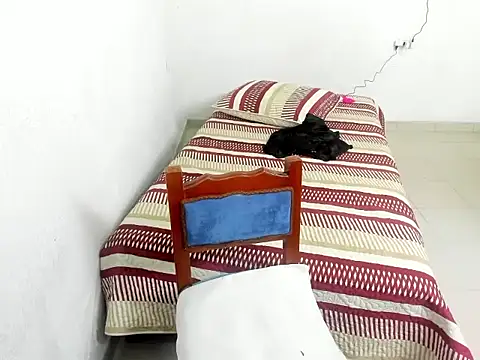 Snapshot of SWEETMILF_HOT chatting on February 23, 2026, 6:16 pm SWEETMILF HOT online show from February 23, 2026, 6:16 pm