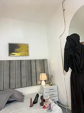 aminaa  online show from February 20, 2026, 6:30 pm