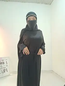 aminaa  online show from July 1, 2026, 2:18 pm