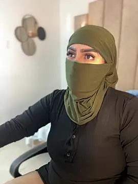 Snapshot of rashaaa_ chatting on February 26, 2026, 1:15 am rashaaa online show from February 26, 2026, 1:15 am