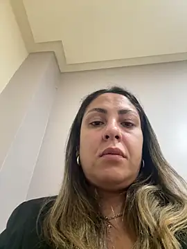 leona-david online show from April 30, 2026, 12:22 pm