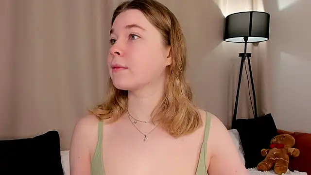 MaraaSwan online show from March 15, 2026, 4:29 am