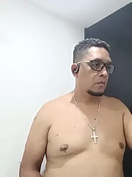 gordogruesa online show from April 14, 2026, 3:12 am