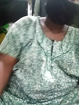 tamilkaviya431 online show from April 8, 2026, 12:10 am