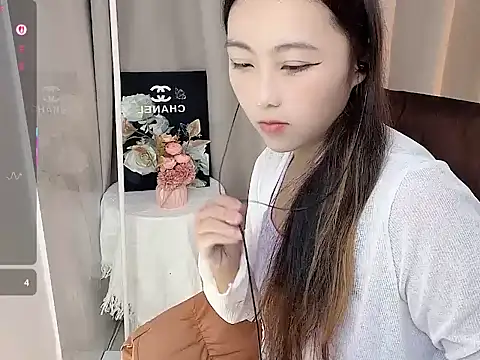 Snapshot of Lydia-668 chatting on February 14, 2026, 4:42 am Lydia-668 online show from February 14, 2026, 4:42 am