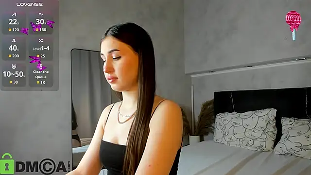 Emily Lews online show from March 11, 2026, 1:22 am