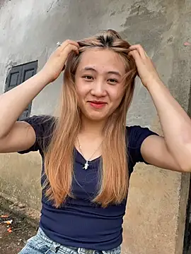 lauma-love online show from March 2, 2026, 6:14 am