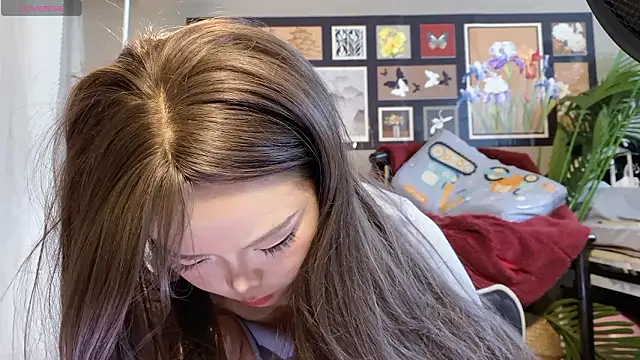 xiaosu22 online show from February 15, 2026, 1:46 am