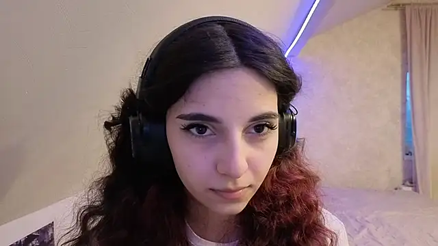 Snapshot of Blissmissataeses chatting on February 18, 2026, 11:39 am Blissmissataeses online show from February 18, 2026, 11:39 am