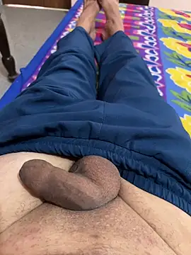 rashmixxx online show from February 16, 2026, 9:38 am