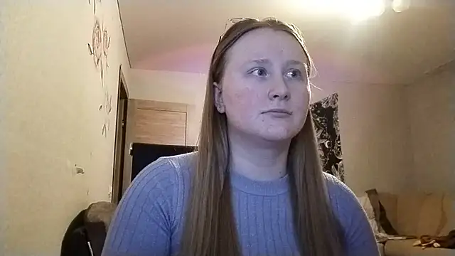 AnikaLipps online show from April 17, 2026, 2:25 am