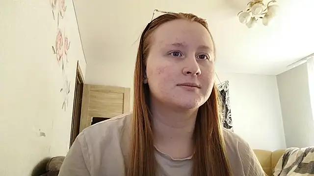 AnikaLipps online show from May 29, 2026, 3:21 pm