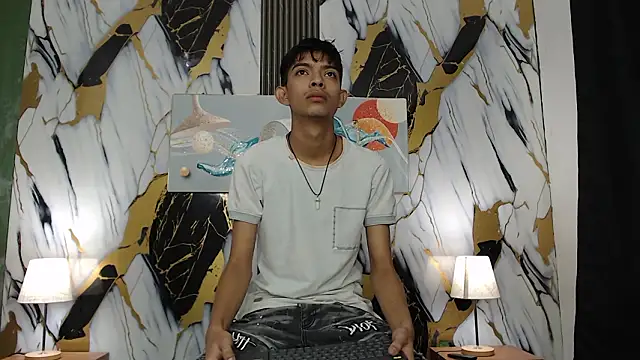 KITTY BOSH online show from March 13, 2026, 1:18 pm