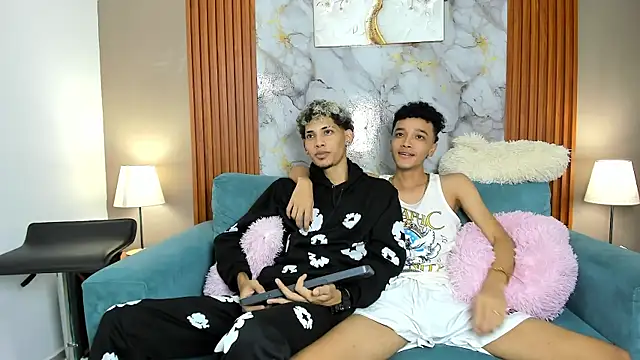 Snapshot of YOUNG_BOYS_HELL chatting on February 20, 2026, 6:26 am YOUNG BOYS HELL online show from February 20, 2026, 6:26 am