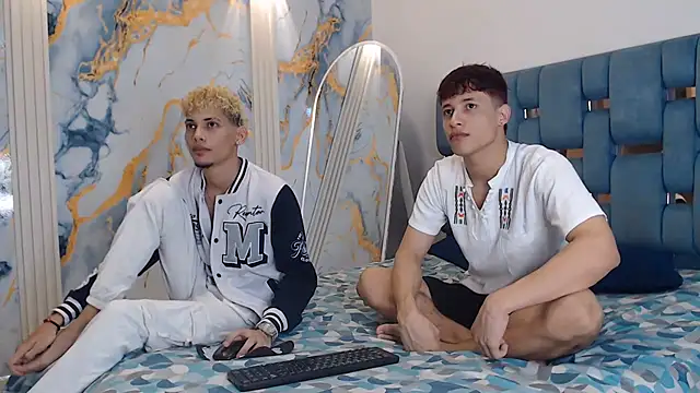 YOUNG BOYS HELL online show from June 14, 2026, 1:47 am