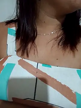 mykasantos20 online show from February 15, 2026, 4:47 pm