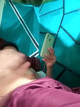 Snapshot of yisusalejo chatting on February 16, 2026, 5:47 am yisusalejo online show from February 16, 2026, 5:47 am