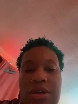 Snapshot of Blasiandoll2222 chatting on February 17, 2026, 1:46 am Blasiandoll2222 online show from February 17, 2026, 1:46 am