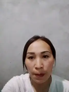 Snapshot of Thobaby112 chatting on February 16, 2026, 8:10 am Thobaby112 online show from February 16, 2026, 8:10 am