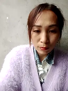 Snapshot of Thobaby112 chatting on February 17, 2026, 1:02 am Thobaby112 online show from February 17, 2026, 1:02 am