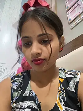 Snapshot of samayra1144 chatting on May 18, 2026, 8:53 am samayra1144 online show from May 18, 2026, 8:53 am