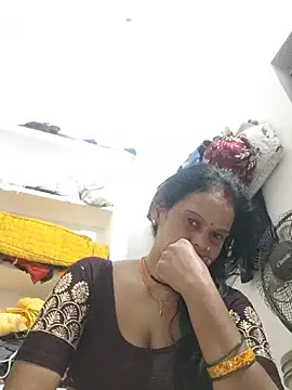 Snapshot of Queen_sexee chatting on July 12, 2026, 7:05 pm Queen sexee online show from July 12, 2026, 7:05 pm