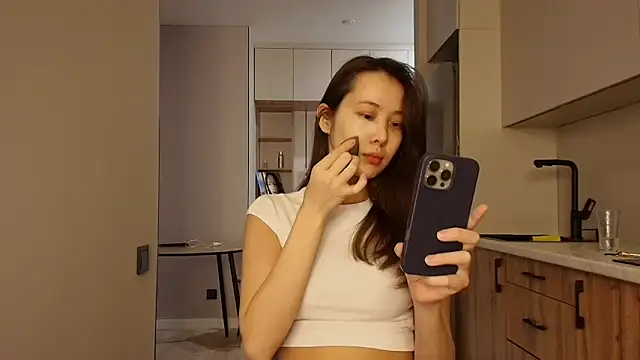 lilly sweeet online show from March 12, 2026, 3:01 am