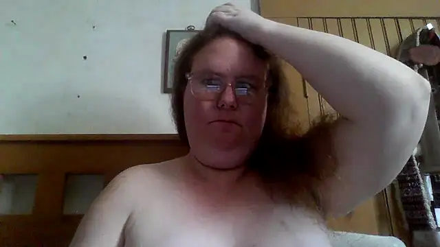 naughty queen1 online show from May 7, 2026, 7:08 pm