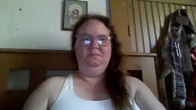 naughty queen1 online show from June 24, 2026, 10:47 am