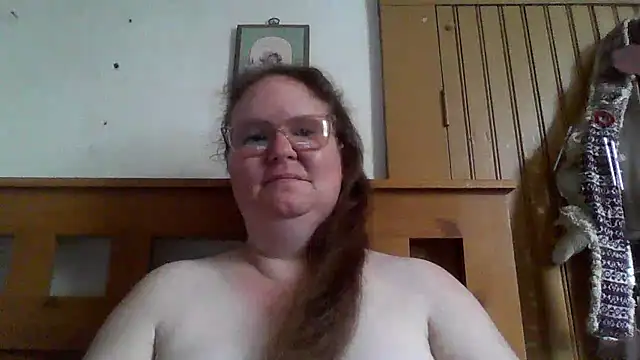 naughty queen1 online show from July 3, 2026, 7:42 pm