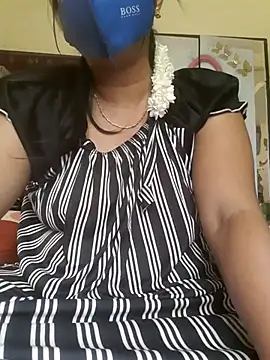 Tamil Luckly girl online show from June 4, 2026, 9:15 am