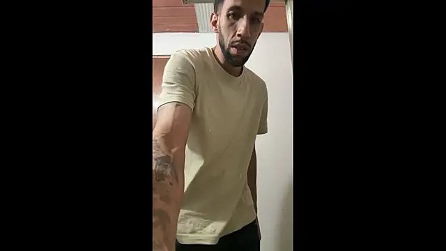 Karim mansur online show from April 5, 2026, 3:04 am