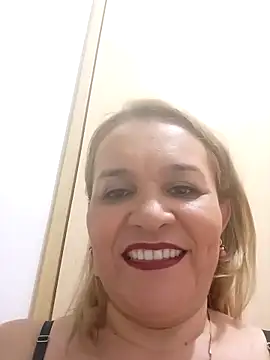 charlotte milf30 online show from March 9, 2026, 7:29 pm