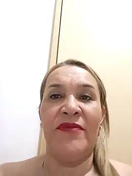 charlotte milf30 online show from March 16, 2026, 11:53 pm